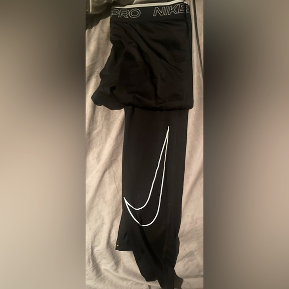 Men’s “NIKE” Compression Leggings/Tights - Picture 2 of 5